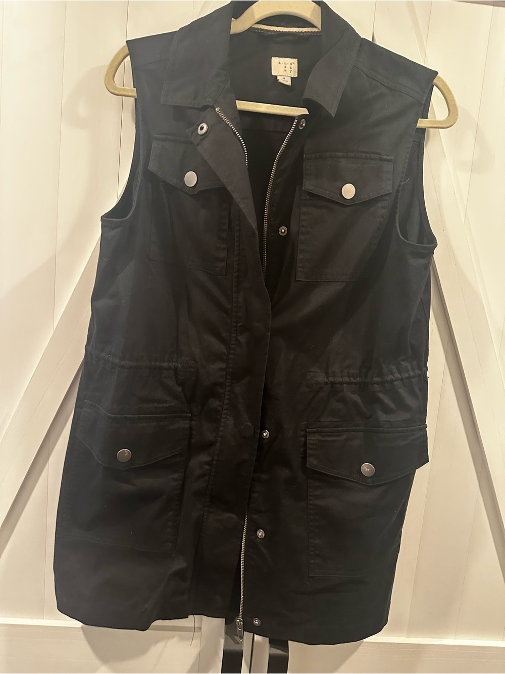 Women’s vest  Black Sleeveless Utility Vest